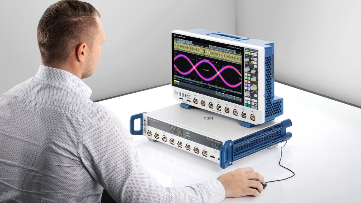 R&S®MXO5C-420 oscilloscope, 2 GHz, 4 channels